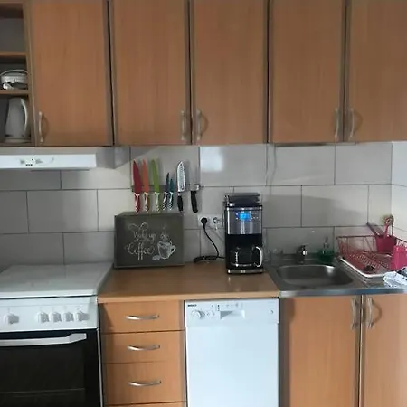Prvi, Carevo Polje 빌라 야이체