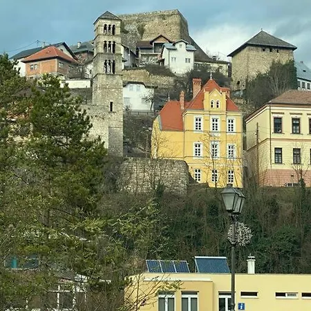 Prvi, Carevo Polje 야이체
