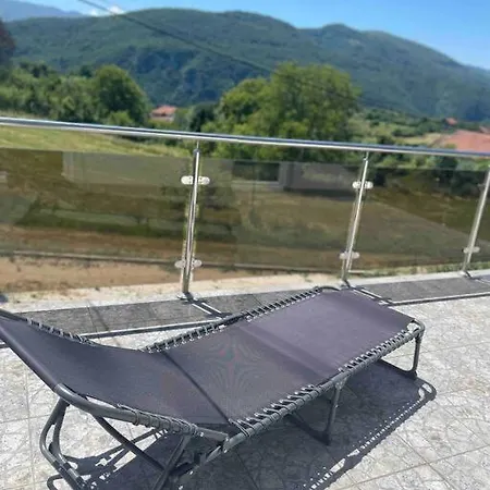 Prvi, Carevo Polje